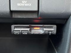 【ＥＴＣ】高速道路の料金所をストレスなく通過！話題のスポットやサービスエリアに多い「スマートIntercooler」利用時は必須のアイテムです。当店でセットアップを実施、ご納車当日からすぐにご利用いただけます！ 4