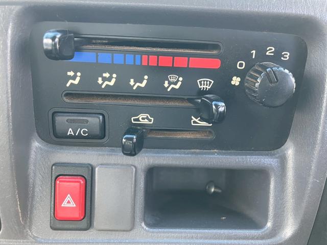サンバートラック 　ダンプ　４ＷＤ　エアコン（36枚目）
