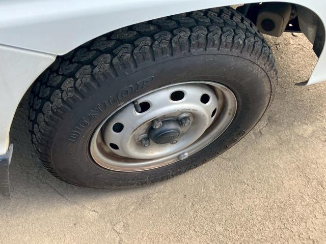 サンバートラック 　４ＷＤ　エアコン　ドライブレコーダー（14枚目）