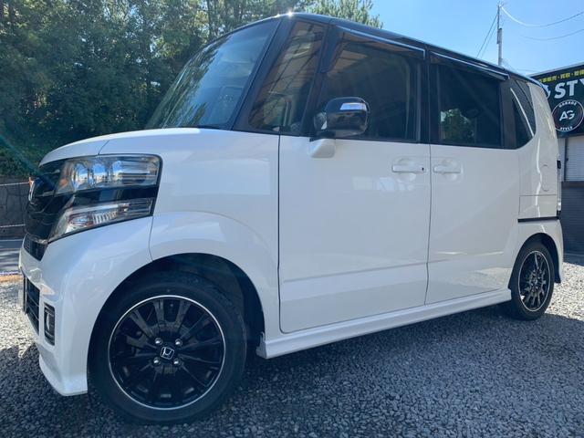 Ｎ－ＢＯＸカスタム ２トーンカラースタイル　Ｇ・ターボＬパッケージ　社外ＳＤナビ　Ｂカメラ　前後ドラレコ　両電スラ　フルセグ　クルコン　ＥＴＣ　ＢＴオーディオ　シートヒータ　ステリモ　スマートキー　　Ａライト　後席テーブル　フォグ　ＳＲＳエアバッグ　マットバイザー（16枚目）