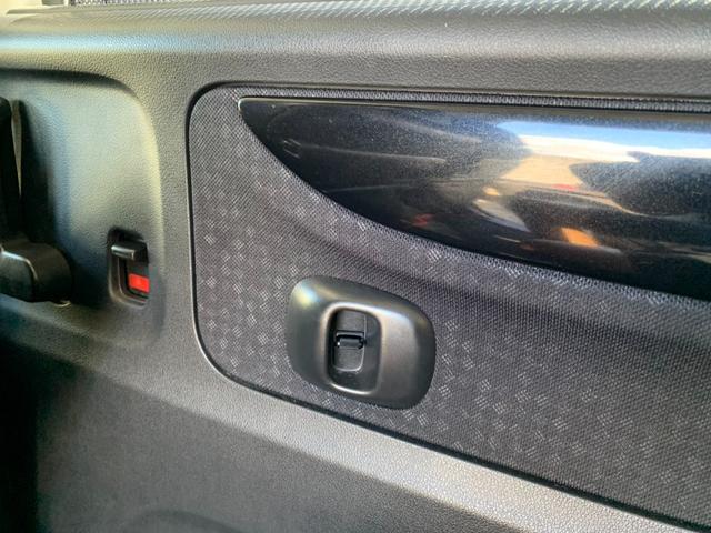 Ｎ－ＢＯＸカスタム ２トーンカラースタイル　Ｇ・ターボＬパッケージ　社外ＳＤナビ　Ｂカメラ　前後ドラレコ　両電スラ　フルセグ　クルコン　ＥＴＣ　ＢＴオーディオ　シートヒータ　ステリモ　スマートキー　　Ａライト　後席テーブル　フォグ　ＳＲＳエアバッグ　マットバイザー（37枚目）