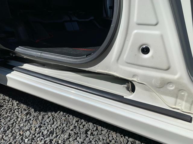 Ｎ－ＢＯＸカスタム ２トーンカラースタイル　Ｇ・ターボＬパッケージ　社外ＳＤナビ　Ｂカメラ　前後ドラレコ　両電スラ　フルセグ　クルコン　ＥＴＣ　ＢＴオーディオ　シートヒータ　ステリモ　スマートキー　　Ａライト　後席テーブル　フォグ　ＳＲＳエアバッグ　マットバイザー（43枚目）