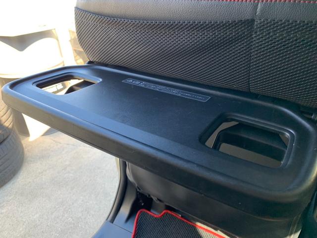 Ｎ－ＢＯＸカスタム ２トーンカラースタイル　Ｇ・ターボＬパッケージ　社外ＳＤナビ　Ｂカメラ　前後ドラレコ　両電スラ　フルセグ　クルコン　ＥＴＣ　ＢＴオーディオ　シートヒータ　ステリモ　スマートキー　　Ａライト　後席テーブル　フォグ　ＳＲＳエアバッグ　マットバイザー（56枚目）