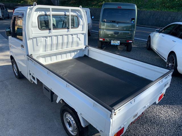 キャリイトラック KCエアコン・パワステ トラック660KCエアコン・パワステ3方開 4WD5速MT 荷台マット ゲ-トプロテクタ- 鳥居付 ヘッドライトレベライザ- フロアマット AM/FMラジオ ルームクリーニング済車検整備付き(31枚目)