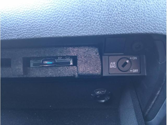 ゴルフ ＴＳＩコンフォートライン　ＴＳＩコンフォートライン（５名）　ターボ　１８インチＡＷ　純正オーディオ　ＥＴＣ　オートライト（23枚目）