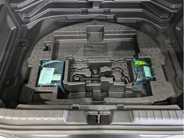 カローラスポーツ Ｇ　Ｚ　フルセグ　メモリーナビ　ミュージックプレイヤー接続可　バックカメラ　衝突被害軽減システム　ＥＴＣ　ＬＥＤヘッドランプ　ワンオーナー　記録簿（33枚目）