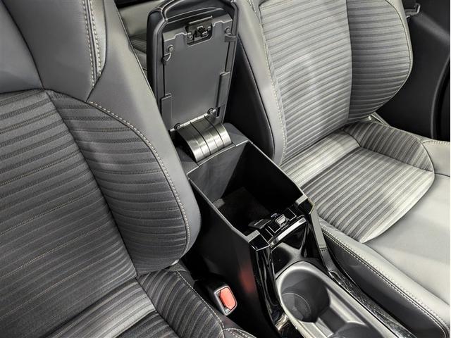 カローラツーリング ハイブリッド　ダブルバイビー　フルセグ　メモリーナビ　ミュージックプレイヤー接続可　バックカメラ　衝突被害軽減システム　ＥＴＣ　ドラレコ　ＬＥＤヘッドランプ　記録簿　アイドリングストップ（30枚目）