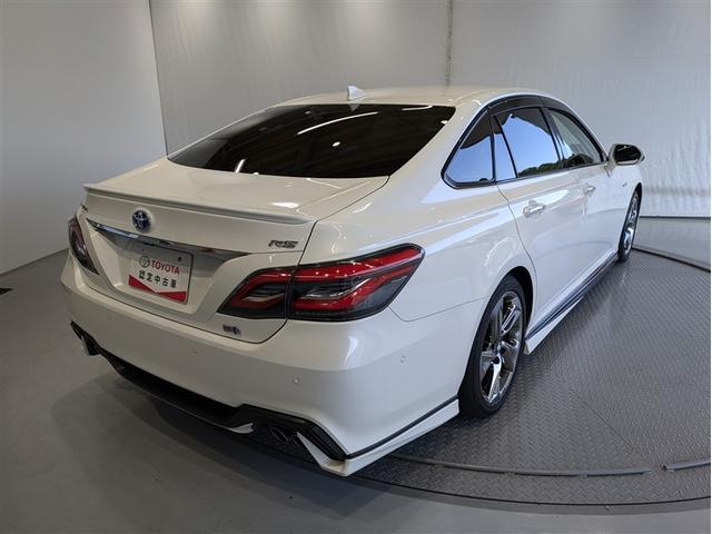 クラウンハイブリッド RSアドバンス 革シート フルセグ メモリーナビ DVD再生 ミュージックプレイヤー接続可 バックカメラ 衝突被害軽減システム ETC ドラレコ LEDヘッドランプ ワンオーナー フルエアロ アイドリングストップ(2枚目)