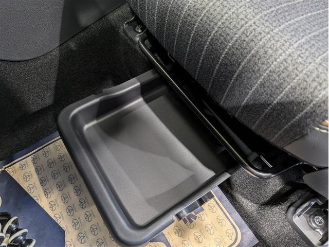 ヤリスクロス ハイブリッドZ アドベンチャー フルセグ ミュージックプレイヤー接続可 バックカメラ 衝突被害軽減システム ETC ドラレコ LEDヘッドランプ ワンオーナー 記録簿 アイドリングストップ(39枚目)