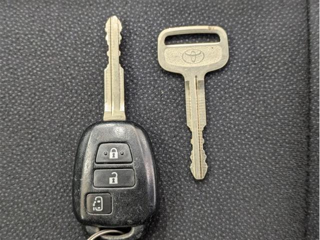 エスクァイア Ｘｉ　ワンセグ　メモリーナビ　バックカメラ　ＥＴＣ　電動スライドドア　ＬＥＤヘッドランプ　乗車定員７人　３列シート　ワンオーナー　アイドリングストップ（19枚目）