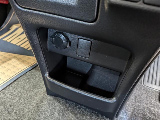 エスクァイア Ｘｉ　ワンセグ　メモリーナビ　バックカメラ　ＥＴＣ　電動スライドドア　ＬＥＤヘッドランプ　乗車定員７人　３列シート　ワンオーナー　アイドリングストップ（29枚目）