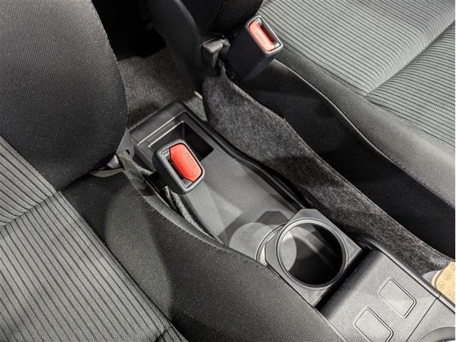 プロボックス ハイブリッドＦ　ワンセグ　メモリーナビ　バックカメラ　衝突被害軽減システム　ＥＴＣ　ドラレコ　記録簿　アイドリングストップ（31枚目）