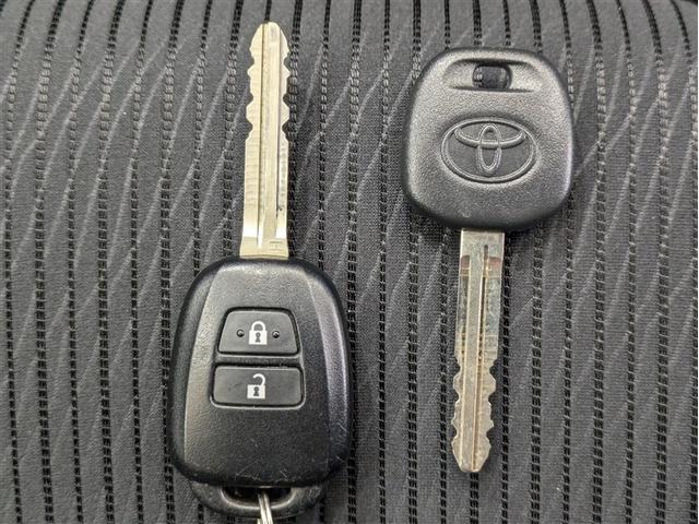 プロボックス ハイブリッドＦ　ワンセグ　メモリーナビ　バックカメラ　衝突被害軽減システム　ＥＴＣ　ドラレコ　記録簿　アイドリングストップ（19枚目）