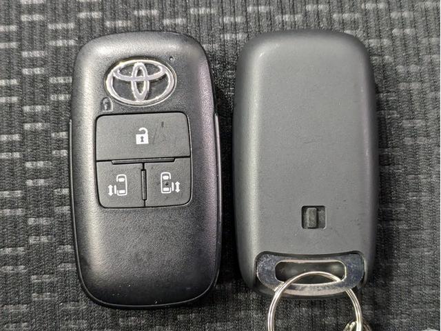 ルーミー Ｇ　ワンセグ　メモリーナビ　ＤＶＤ再生　ミュージックプレイヤー接続可　バックカメラ　衝突被害軽減システム　ＥＴＣ　ドラレコ　両側電動スライド　ＬＥＤヘッドランプ　記録簿　アイドリングストップ（19枚目）