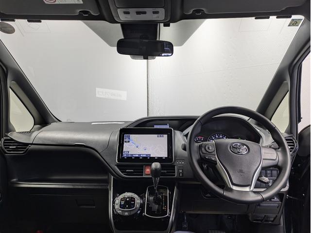 ヴォクシー ＺＳ　煌ＩＩＩ　フルセグ　メモリーナビ　ＤＶＤ再生　ミュージックプレイヤー接続可　後席モニター　バックカメラ　衝突被害軽減システム　ＥＴＣ　両側電動スライド　ＬＥＤヘッドランプ　乗車定員７人　３列シート　ワンオーナー（6枚目）