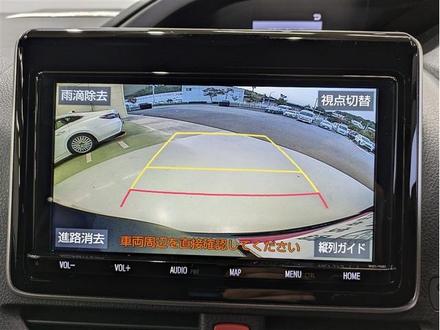 ヴォクシー ＺＳ　煌ＩＩＩ　フルセグ　メモリーナビ　ＤＶＤ再生　ミュージックプレイヤー接続可　後席モニター　バックカメラ　衝突被害軽減システム　ＥＴＣ　両側電動スライド　ＬＥＤヘッドランプ　乗車定員７人　３列シート　ワンオーナー（8枚目）