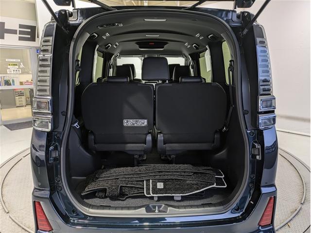 ヴォクシー ＺＳ　煌ＩＩＩ　フルセグ　メモリーナビ　ＤＶＤ再生　ミュージックプレイヤー接続可　後席モニター　バックカメラ　衝突被害軽減システム　ＥＴＣ　両側電動スライド　ＬＥＤヘッドランプ　乗車定員７人　３列シート　ワンオーナー（15枚目）