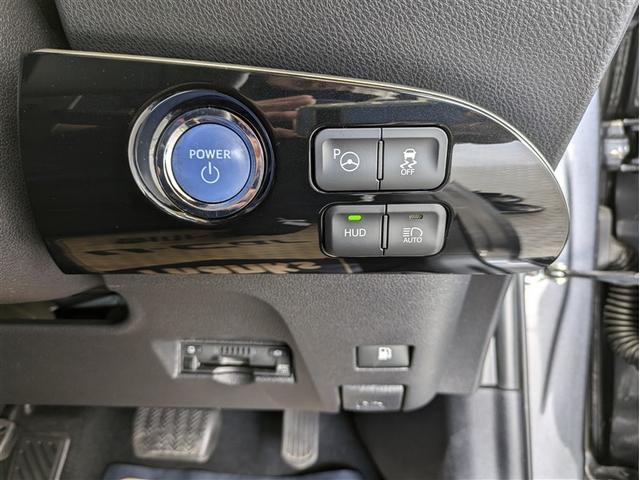 プリウス Ａ　フルセグ　メモリーナビ　ＤＶＤ再生　バックカメラ　衝突被害軽減システム　ＥＴＣ　ドラレコ　ＬＥＤヘッドランプ　ワンオーナー　記録簿　アイドリングストップ（5枚目）