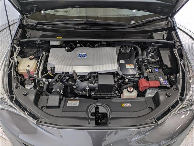 プリウス Ａ　フルセグ　メモリーナビ　ＤＶＤ再生　バックカメラ　衝突被害軽減システム　ＥＴＣ　ドラレコ　ＬＥＤヘッドランプ　ワンオーナー　記録簿　アイドリングストップ（16枚目）