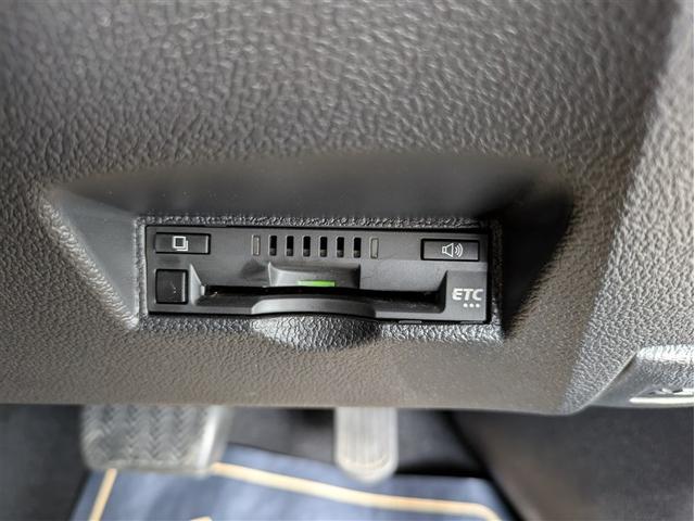 プリウス Ａ　フルセグ　メモリーナビ　ＤＶＤ再生　バックカメラ　衝突被害軽減システム　ＥＴＣ　ドラレコ　ＬＥＤヘッドランプ　ワンオーナー　記録簿　アイドリングストップ（30枚目）