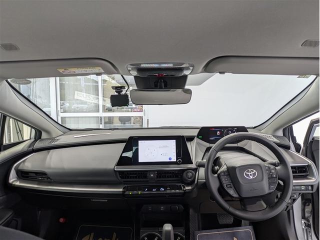 プリウス Ｘ　フルセグ　メモリーナビ　ミュージックプレイヤー接続可　バックカメラ　衝突被害軽減システム　ＥＴＣ　ドラレコ　ＬＥＤヘッドランプ　記録簿　アイドリングストップ（6枚目）