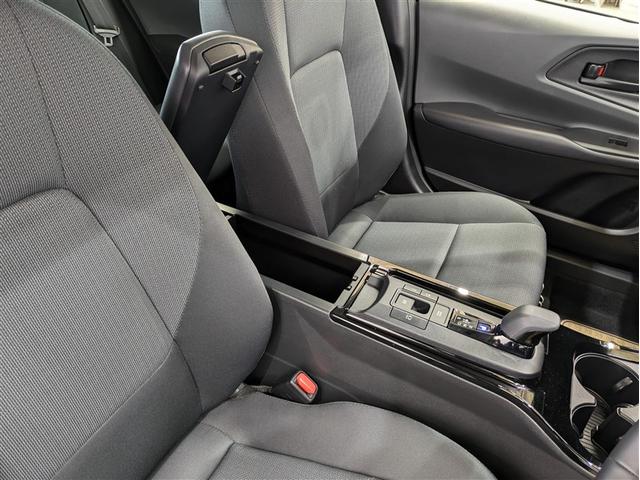 プリウス Ｘ　フルセグ　メモリーナビ　ミュージックプレイヤー接続可　バックカメラ　衝突被害軽減システム　ＥＴＣ　ドラレコ　ＬＥＤヘッドランプ　記録簿　アイドリングストップ（29枚目）