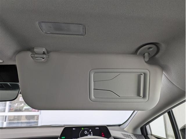 プリウス Ｘ　フルセグ　メモリーナビ　ミュージックプレイヤー接続可　バックカメラ　衝突被害軽減システム　ＥＴＣ　ドラレコ　ＬＥＤヘッドランプ　記録簿　アイドリングストップ（32枚目）