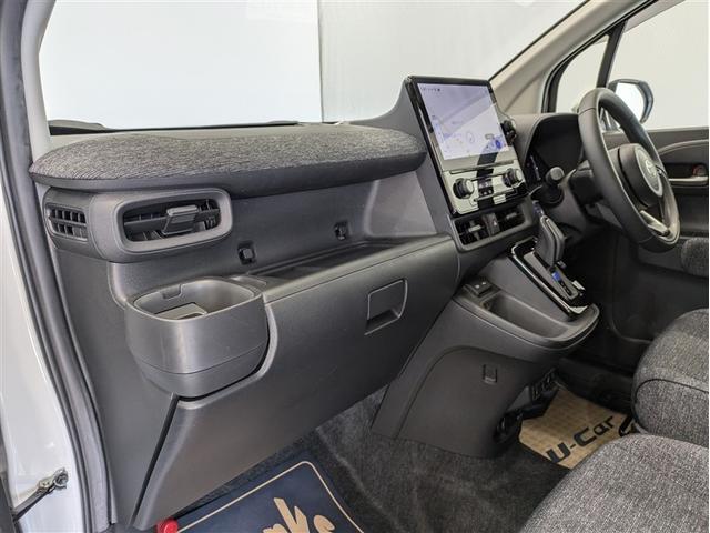 シエンタ ハイブリッドZ フルセグ メモリーナビ DVD再生 ミュージックプレイヤー接続可 後席モニター バックカメラ 衝突被害軽減システム ETC 両側電動スライド LEDヘッドランプ 乗車定員7人 3列シート ワンオーナー(39枚目)