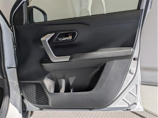 ライズ Z フルセグ ミュージックプレイヤー接続可 バックカメラ 衝突被害軽減システム ETC LEDヘッドランプ ワンオーナー 記録簿 アイドリングストップ(11枚目)