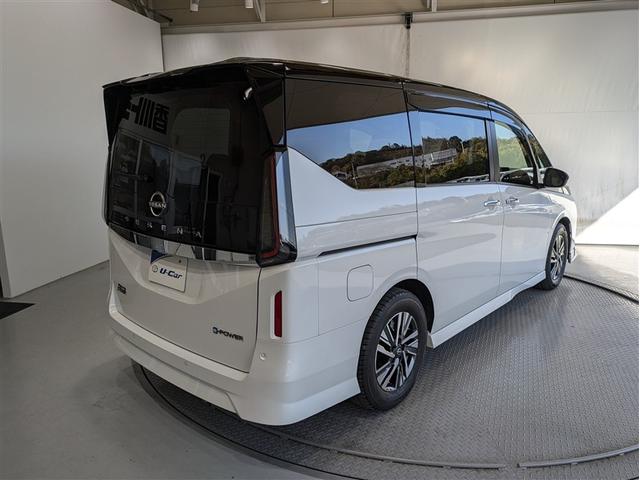 セレナ e-パワー ハイウェイスターV フルセグ メモリーナビ ミュージックプレイヤー接続可 後席モニター バックカメラ 衝突被害軽減システム ETC ドラレコ 両側電動スライド LEDヘッドランプ 乗車定員8人 3列シート ワンオーナー(2枚目)