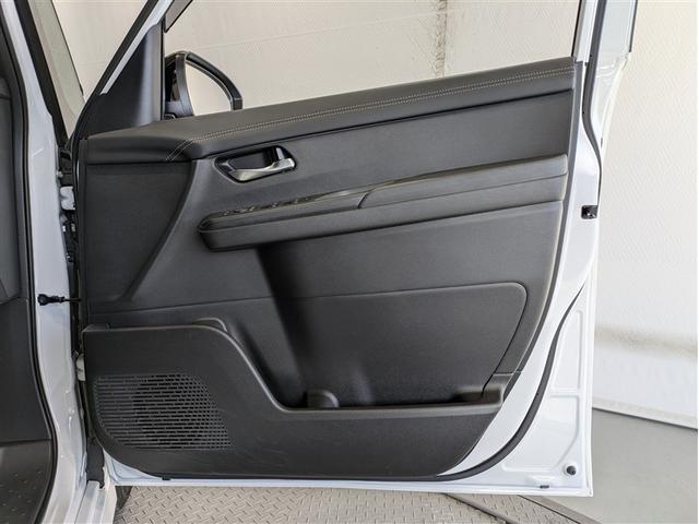 セレナ e-パワー ハイウェイスターV フルセグ メモリーナビ ミュージックプレイヤー接続可 後席モニター バックカメラ 衝突被害軽減システム ETC ドラレコ 両側電動スライド LEDヘッドランプ 乗車定員8人 3列シート ワンオーナー(9枚目)