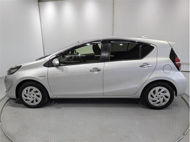 アクア Ｓスタイルブラック　フルセグ　メモリーナビ　ＤＶＤ再生　バックカメラ　衝突被害軽減システム　ＥＴＣ　ドラレコ　ＬＥＤヘッドランプ　アイドリングストップ（3枚目）