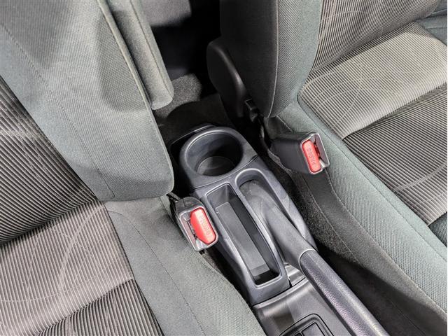 アクア Ｓスタイルブラック　フルセグ　メモリーナビ　ＤＶＤ再生　バックカメラ　衝突被害軽減システム　ＥＴＣ　ドラレコ　ＬＥＤヘッドランプ　アイドリングストップ（30枚目）