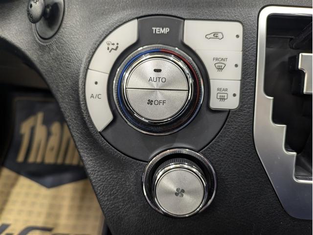 シエンタ G フルセグ メモリーナビ DVD再生 バックカメラ 衝突被害軽減システム ETC 両側電動スライド LEDヘッドランプ 乗車定員7人 3列シート 記録簿 アイドリングストップ(29枚目)