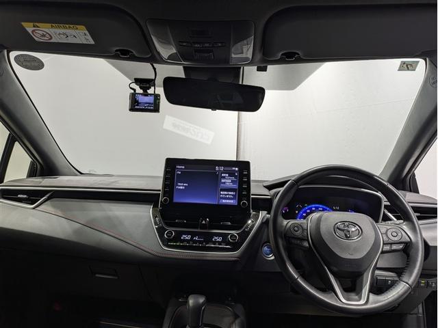 �X�^�C���b�V���ȃf�U�C���̃C���p�l�B�e����X�C�b�`�͎g���₷���ʒu�ɔz�u����Ă܂��B