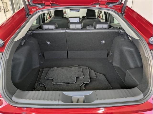 �ƂĂ��L�X�A�傫�ȊJ�����̉׎��X�y�[�X�ł��ˁB�@�J�����L�X������A�傫�ȉו����y�X���[�o�����Ⴂ�܂��ˁB�@�ו��X�y�[�X�͍L���ق��������ł���ˁB