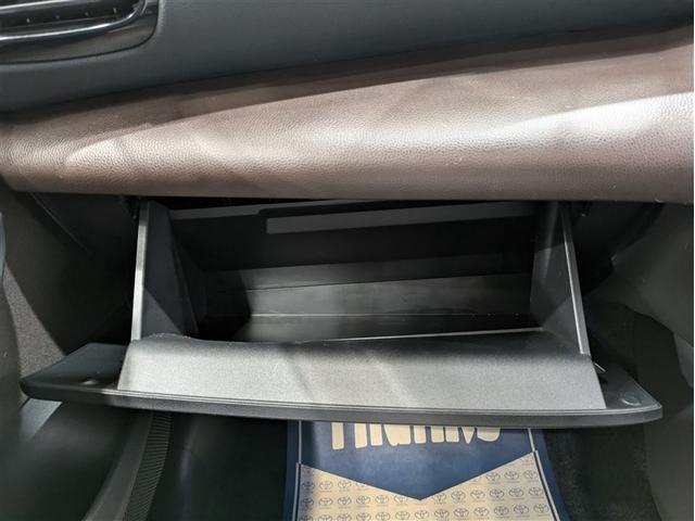 ヤリスクロス ハイブリッドZ 4WD フルセグ メモリーナビ DVD再生 ミュージックプレイヤー接続可 バックカメラ 衝突被害軽減システム ETC ドラレコ LEDヘッドランプ ワンオーナー 記録簿 アイドリングストップ(32枚目)