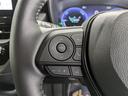 ステアリングスイッチ付き。前方から目を離すことなく操作することが可能です。