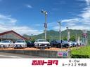 U-Carルート32中央店、展示場です。中古車展示場専用駐車場も設けております。