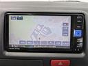 ハイエースバン ロングＤＸ　フルセグ　メモリーナビ　ＤＶＤ再生　ミュージックプレイヤー接続可　バックカメラ　衝突被害軽減システム　ＥＴＣ　ドラレコ　乗車定員６人　ワンオーナー（7枚目）