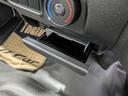 ロングＤＸ　フルセグ　メモリーナビ　ＤＶＤ再生　ミュージックプレイヤー接続可　バックカメラ　衝突被害軽減システム　ＥＴＣ　ドラレコ　乗車定員６人　ワンオーナー（29枚目）