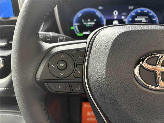 カローラスポーツ ハイブリッドＧ　Ｚ　登録済未使用車　メーカー１０．５インチＤＡ　ＰＬＵＳ＋ドラレコ＋バックガイドモニター　ＴＳＳ　ＨＵＤ　Ｆ席シートヒーター　イルミネーテッドエントリーシステム　本革＋ブランノーブ　純正１８インチＡＷ（25枚目）