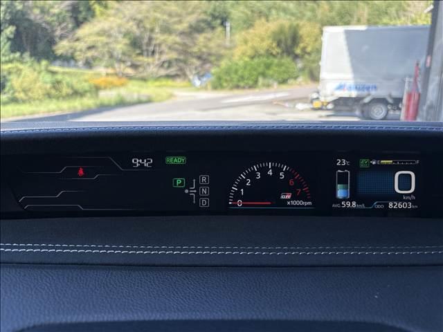 プリウスＰＨＶ Ｓ　ＧＲスポーツ　純正９インチＳＤナビ　ＴＶ／ＤＶＤ／ＢＴ　Ｂカメラ　ＴＳＳ　ＬＥＤヘッドランプ　アルパインサブウーファー　社外ミラー型前後ドラレコ　ＥＴＣ２．０（28枚目）