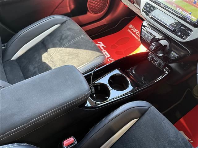プリウスＰＨＶ Ｓ　ＧＲスポーツ　純正９インチＳＤナビ　ＴＶ／ＤＶＤ／ＢＴ　Ｂカメラ　ＴＳＳ　ＬＥＤヘッドランプ　アルパインサブウーファー　社外ミラー型前後ドラレコ　ＥＴＣ２．０（37枚目）
