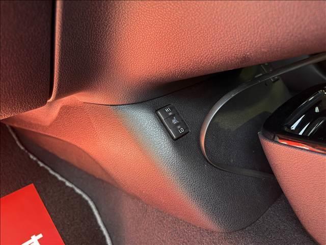 プリウスＰＨＶ Ｓ　ＧＲスポーツ　純正９インチＳＤナビ　ＴＶ／ＤＶＤ／ＢＴ　Ｂカメラ　ＴＳＳ　ＬＥＤヘッドランプ　アルパインサブウーファー　社外ミラー型前後ドラレコ　ＥＴＣ２．０（45枚目）