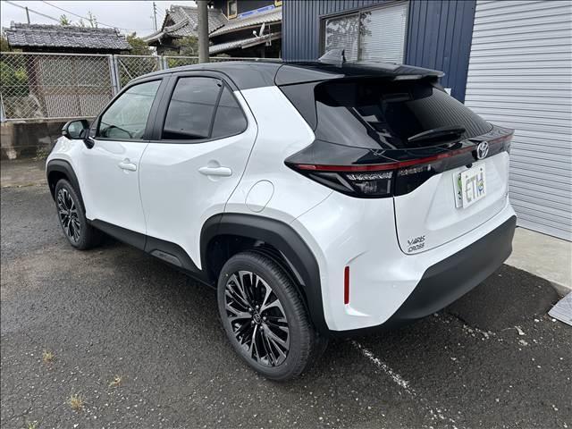 ヤリスクロス ハイブリッドZ 8インチDA Plus パノラミックビューモニター TTM BSM HUD ハンズフリーパワーバックドア ステアリングヒーター F席シートヒーター LEDヘッドランプ 純正フロアマット ETC2.0(11枚目)