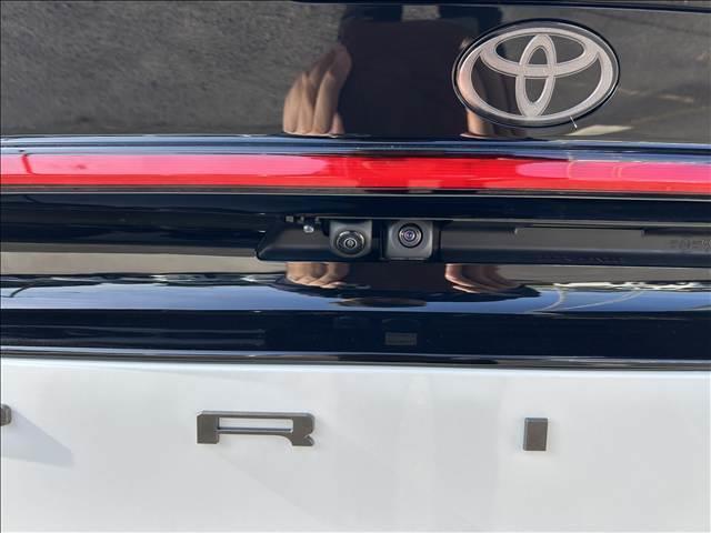 プリウス Ｚ　メーカー１２．３インチＤＡ／ナビ／ＤＴＶ／ＢＴ／アップル／アンドロイド　パノラミックビューモニター　パノラマルーフ　ＴＳＳ　ＢＳＭ　デジタルインナーミラー／前後ドラレコ　ＥＴＣ２．０（15枚目）