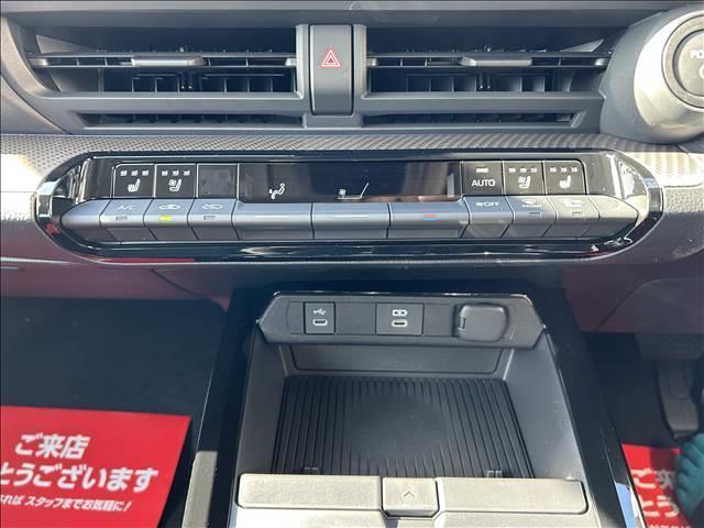 プリウス Ｚ　メーカー１２．３インチＤＡ／ナビ／ＤＴＶ／ＢＴ／アップル／アンドロイド　パノラミックビューモニター　パノラマルーフ　ＴＳＳ　ＢＳＭ　デジタルインナーミラー／前後ドラレコ　ＥＴＣ２．０（39枚目）