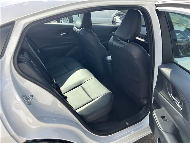 プリウス Ｚ　メーカー１２．３インチＤＡ／ナビ／ＤＴＶ／ＢＴ／アップル／アンドロイド　パノラミックビューモニター　パノラマルーフ　ＴＳＳ　ＢＳＭ　デジタルインナーミラー／前後ドラレコ　ＥＴＣ２．０（46枚目）