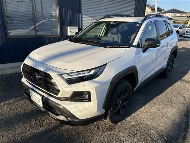 RAV4 ハイブリッドアドベンチャー オフロードパッケージII 10.5インチDA パノラミックビューモニター TSS デジタルインナーミラー前席シートヒーター/ベンチレーションAC100V/1500W ハンズフリーパワーバックドア 純正フロアマット ETC2.0(5枚目)